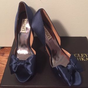 Badgley Mischka Bow Heels