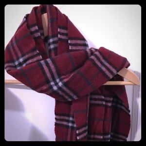 Burberry cashmere scarf
