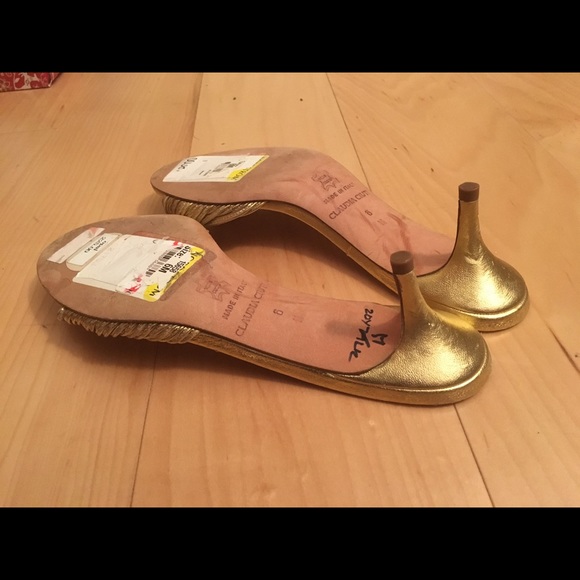 Claudia Couti 2 inch heels. - Picture 2 of 4