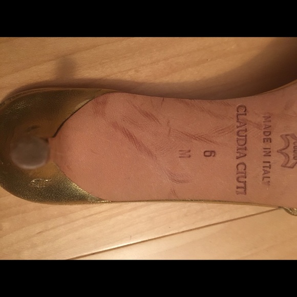 Claudia Couti 2 inch heels. - Picture 3 of 4