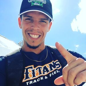 Meet your Posher, Luis