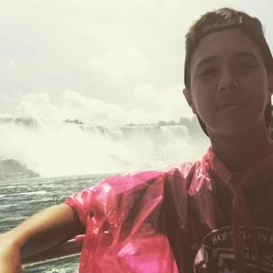 Meet your Posher, Eric