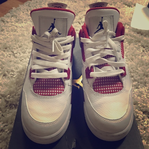 Jordan's size 5Y