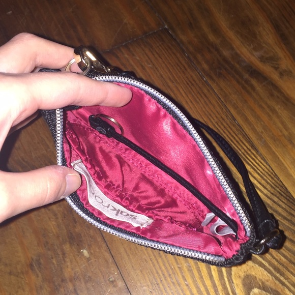 Sakroots wristlet - Picture 3 of 3