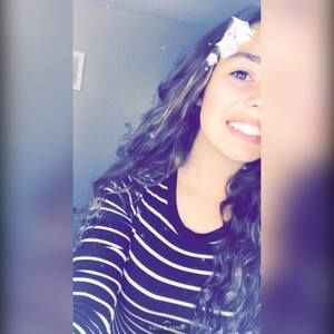 Meet your Posher, Danielle