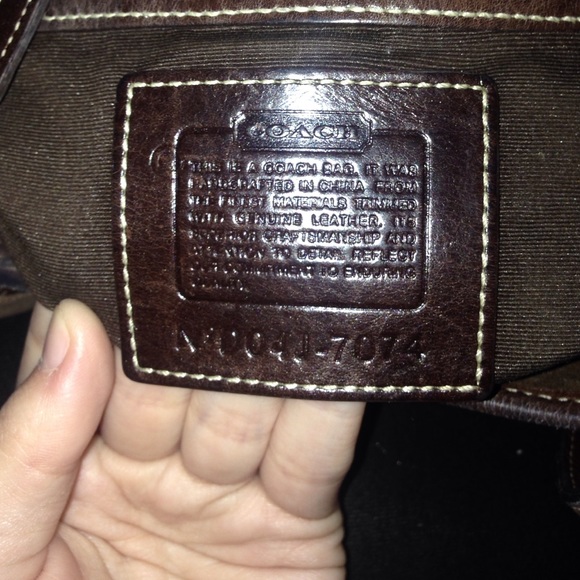 Coach purse - Picture 2 of 2