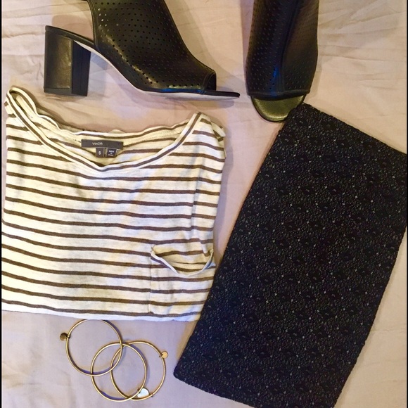 VINCE Striped Long Sleeve Top
