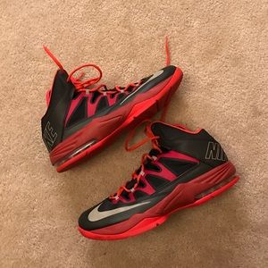 Nike air slutter step size 12