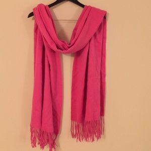 Beautiful Ann Taylor pink 100% cashmere scarf