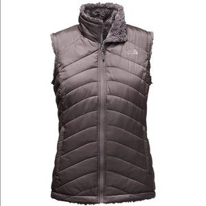 NWT The North Face Reversible Vest sz XL