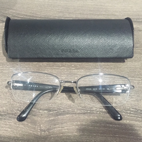 Frameless Prada glasses for distance