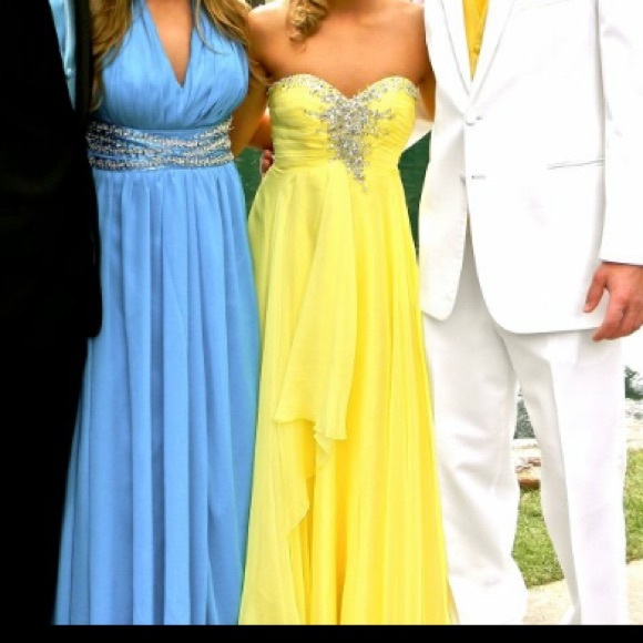 Blue prom dress
