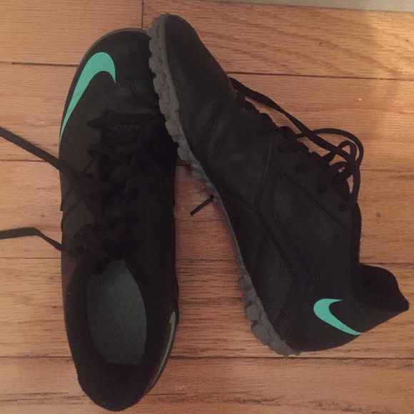 Nike turf/indoor women's soccer cleats