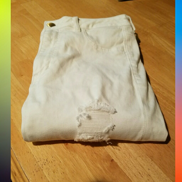 American Eagle White Ripped Jeggings