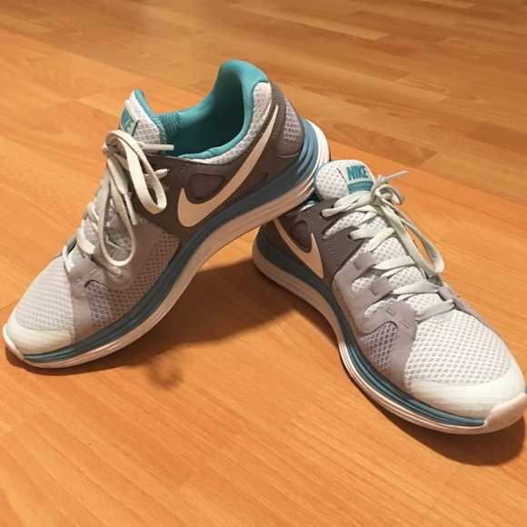 Nike Lunar - Like New! - Picture 1 of 4