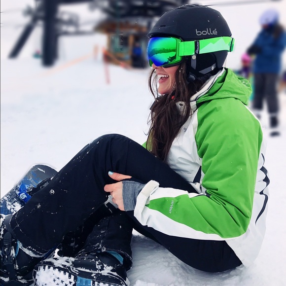 Meet your Posher, Marissa - Picture 2 of 4