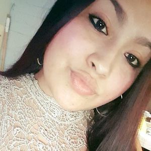 Meet your Posher, Azucena