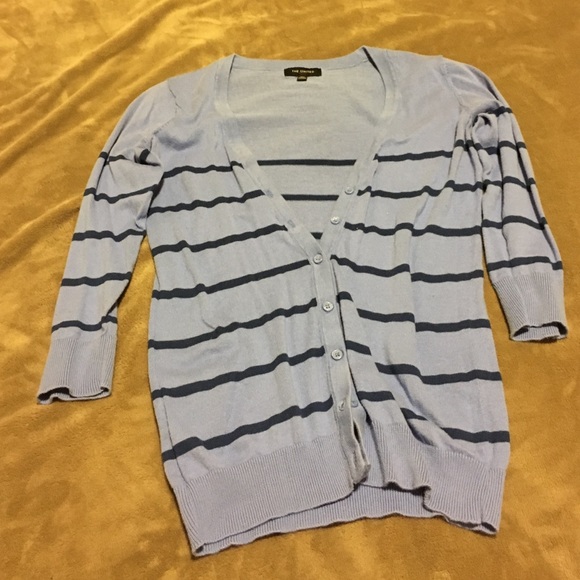 Small blue striped limited sweater