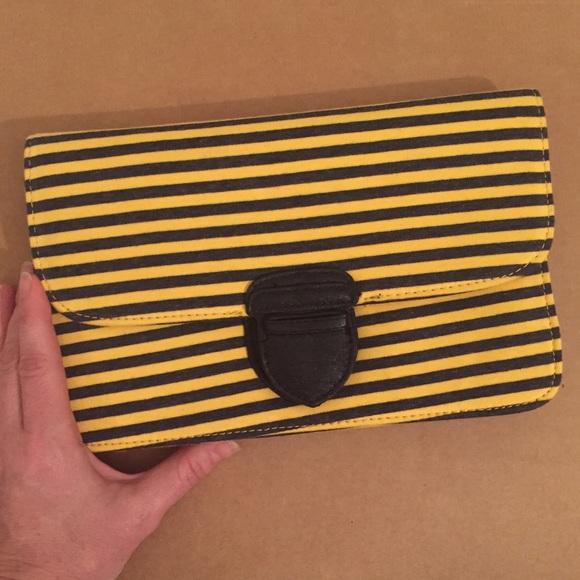 Handbags - BLACK & YELLOW STRIPED CLUTCH PURSE
