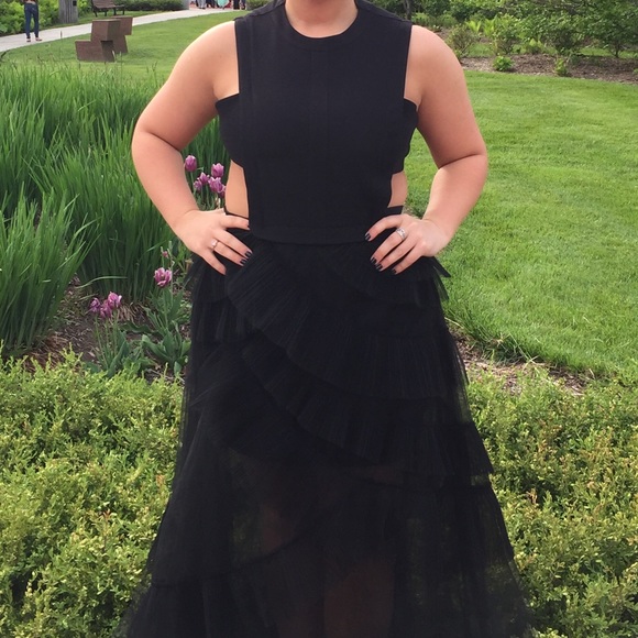 ‼️PRICE DROP‼️BCBG GORGEOUS PROM DRESS