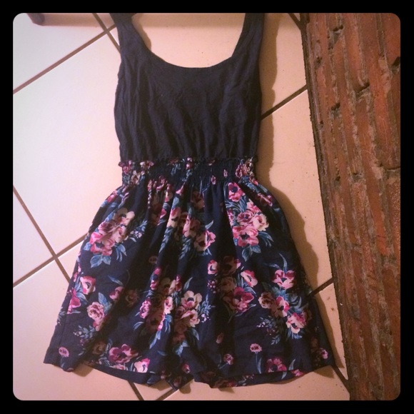 Blue romper - Picture 3 of 4