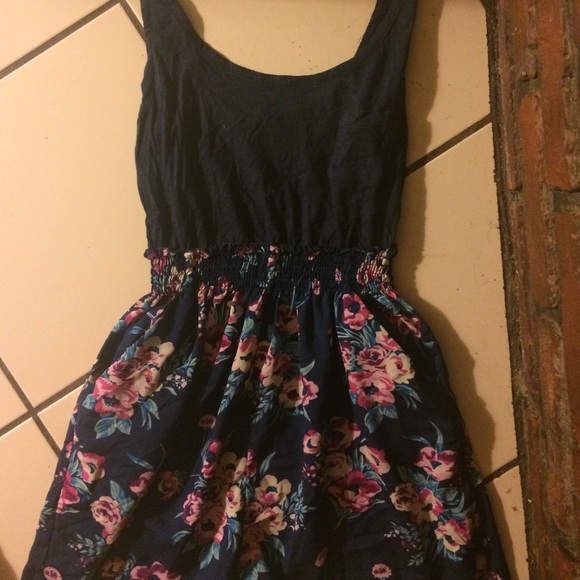 Blue romper - Picture 4 of 4