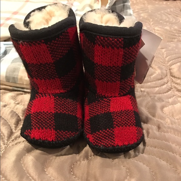 ugg baby size 0-1 ugg baby size 0-1