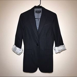 🔴 Women's BCBG blazer