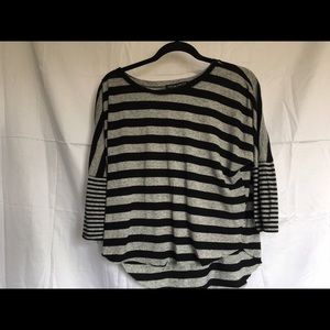 Baggy medium/long sleeved shirt