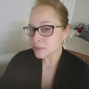 Meet your Posher, Paula