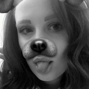 Meet your Posher, Caitlyn