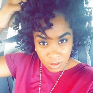 Meet your Posher, Breana