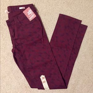 Arizona juniors patterned skinny jean size 1