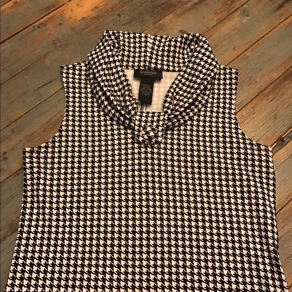 Houndstooth Roll Collar Mod Sleeveless Dress - Picture 3 of 4
