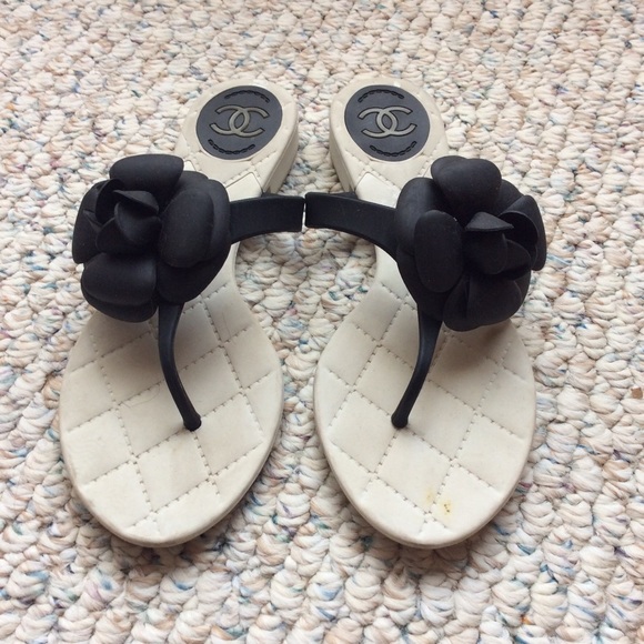 Chanel flat sandal - Picture 1 of 1