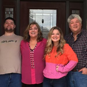 Meet your Posher, Whitney