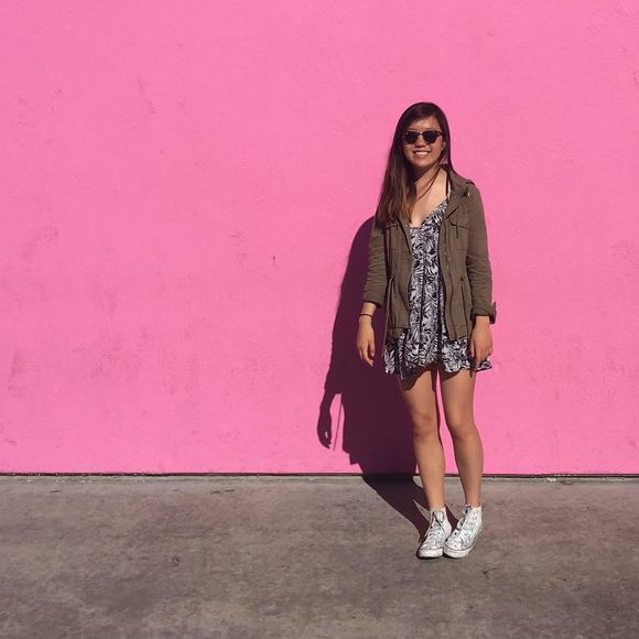 Meet your Posher, Jessica - Picture 1 of 1