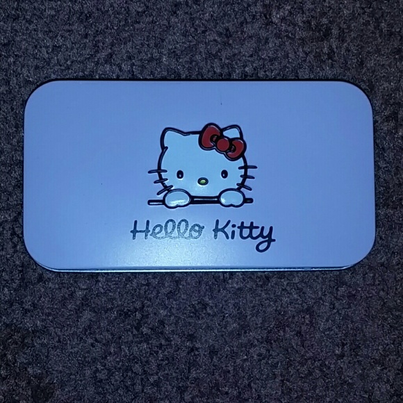 Hello Kitty Soft Makeup Brush Set - Picture 5 of 5