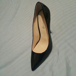 Boutique 9 black patent leather pump