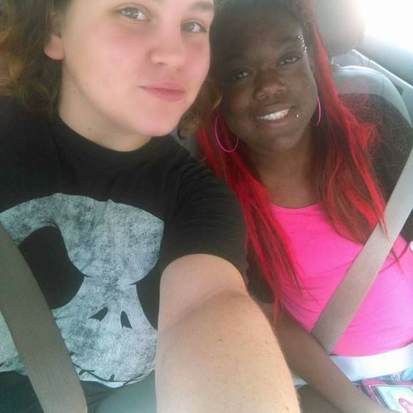 Meet your Posher, Monique