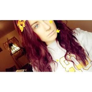 Meet your Posher, Caitlyn