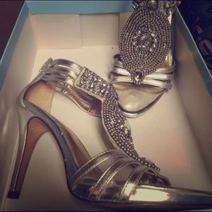 Antonio Melani heels