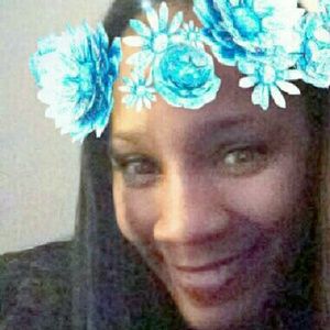 Meet your Posher, Devonda