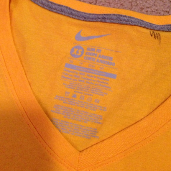 Nike shorts/t-shirt bundle - Picture 2 of 3