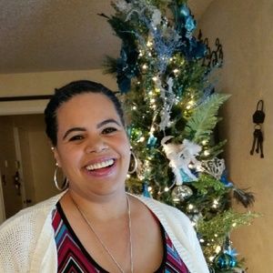 Meet your Posher, Dawn