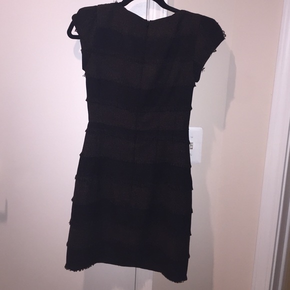 Dress - Picture 4 of 4