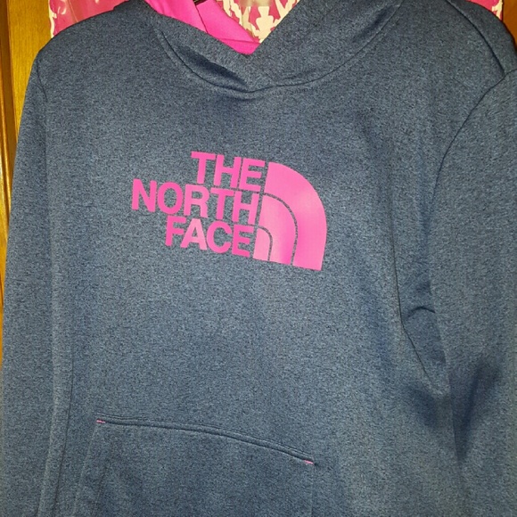 Women's North Face Hoodie