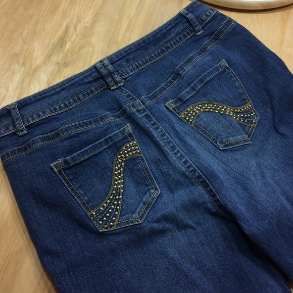 Lane Bryant size 16 slimboot medium wash blue jean