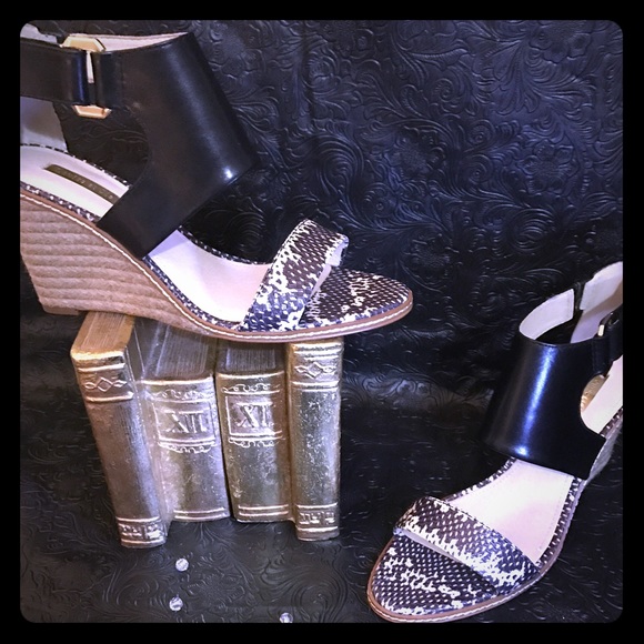 Women's Shoes
