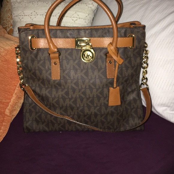 Michael Kors purse - Picture 2 of 2